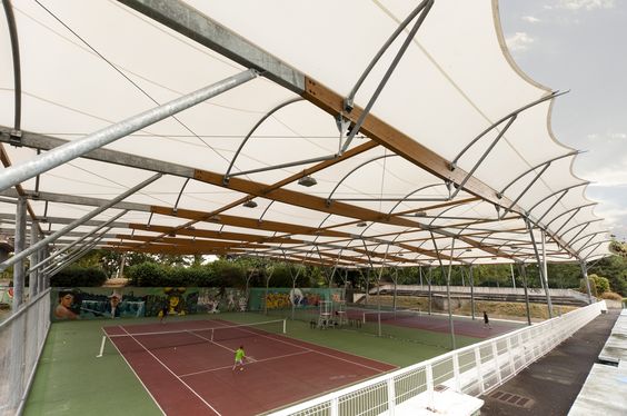 konstrukce sportovních stanů