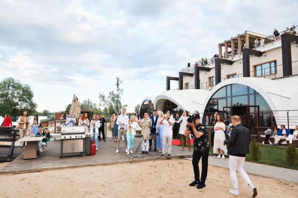 venkovní párty stan