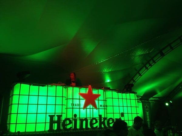 Venkovní barový stan