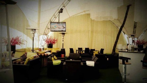 Venkovní barový stan