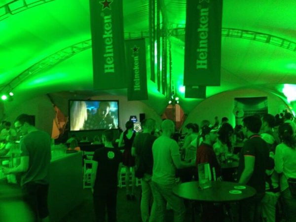 Venkovní barový stan